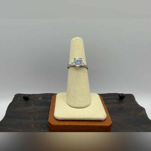 925 Sterling Silver CZ Solitaire Ring - Picture 2 of 13